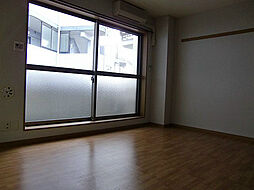 テラッセオク 3階ワンルームのリビング/ダイニング