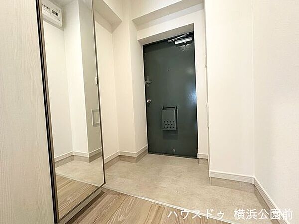 玄関を拡大表示