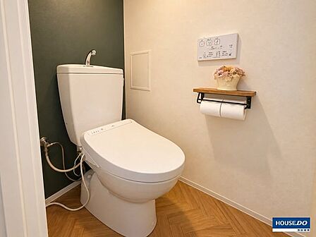 ◆アクセントクロスが映える清潔感あるスッキリとしたトイレです