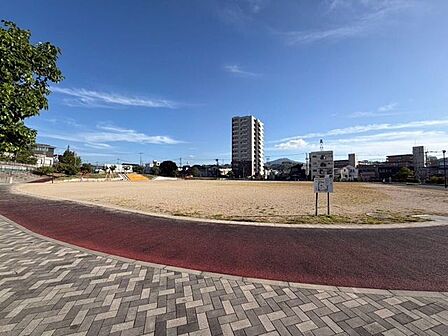 浅生公園 360m