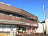 周辺：セブンイレブン横浜市沢町店 徒歩10分。 800m