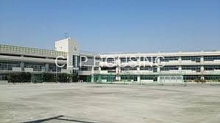 横浜市立南戸塚中学校 徒歩19分。 1450m