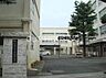 周辺：横浜市立上永谷中学校 徒歩11分。 840m