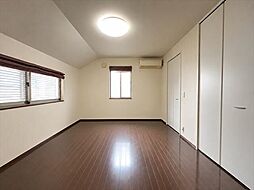 名古屋市緑区定納山2丁目：洋室