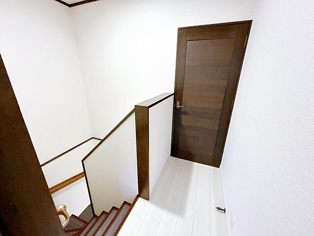 室内 滑川市下島50