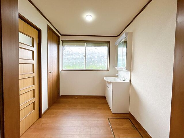 洗面 魚津市大光寺2030-27