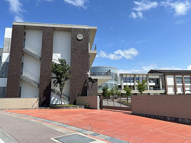 周辺 魚津市鴨川町1-15