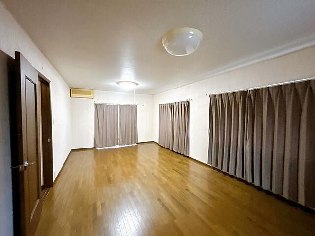 室内 中新川郡上市町和合40-16