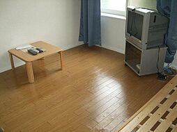 レオパレス楓 1階1Kのリビング/ダイニング