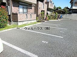 5 / 11