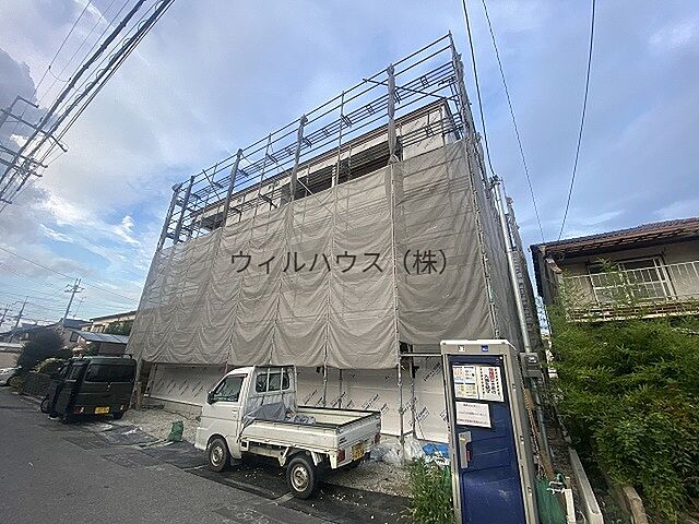 2 / 19