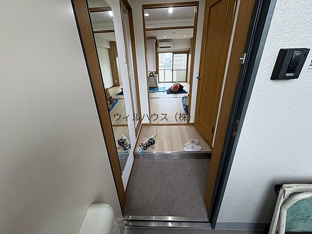 玄関