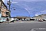 周辺：セブンイレブン西野八幡田町店24時間営業で急な買い物や各種お手続きに便利なお店です。駐車スペースも確保されており、車での立ち寄りもしやすくなっています。 1360m