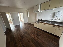 シャトードイワネ1号棟 2階2DKのリビング/ダイニング