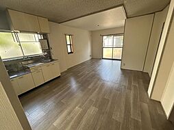 シャトードイワネ5号館 1階2LDKのリビング/ダイニング