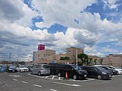 イオン金剛店 430m
