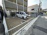 駐車場：駐車場！