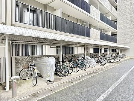 【駐輪場】便利で安心な駐輪場を完備し、日々の移動をサポートします。