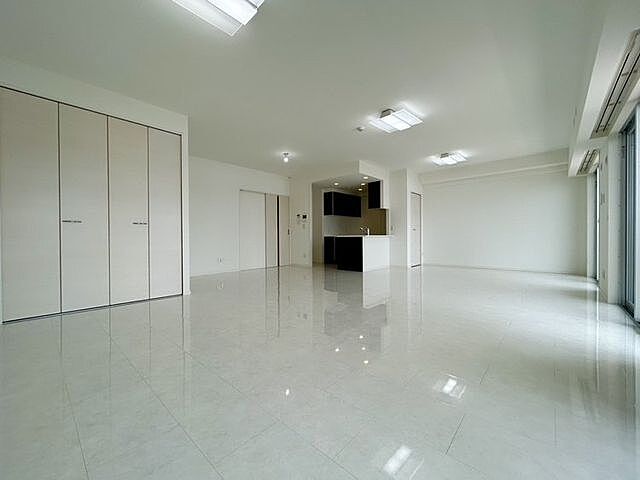 リビング/ダイニング シャールレーク首里城公園 2階/-