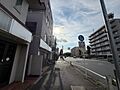 建物と前面道路...
