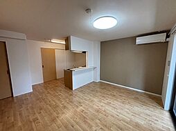 アイリスガーデン 1階1LDKのリビング/ダイニング