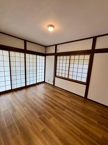 洋室を拡大表示