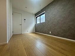 アウローラコート 1階ワンルームのリビング/ダイニング