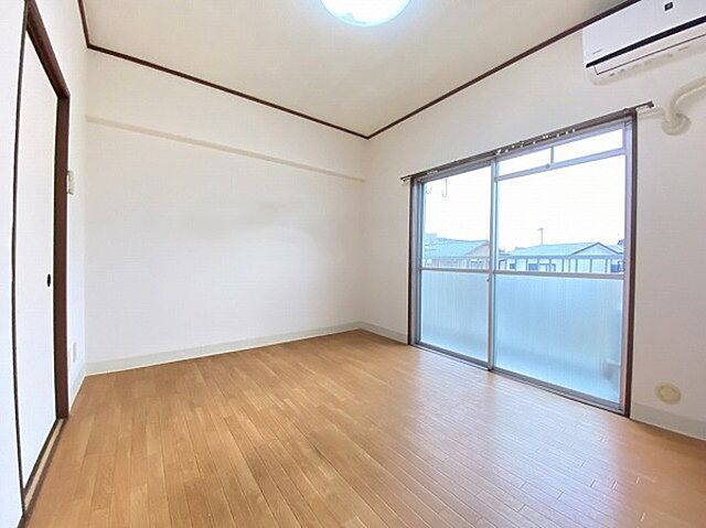 寝室