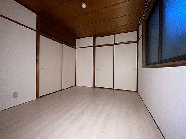 寝室