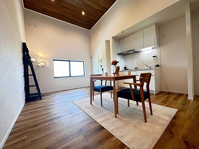 リビング/ダイニング