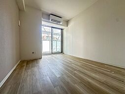 阪急京都本線 正雀駅 徒歩4分の賃貸マンション 8階1Kのリビング/ダイニング