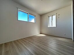 阪急宝塚本線 石橋阪大前駅 徒歩7分の賃貸アパート 2階2LDKのリビング/ダイニング