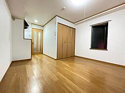 北大阪急行電鉄 千里中央駅 バス15分 外院下車 徒歩6分の賃貸アパート 2階ワンルームのリビング/ダイニング