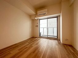 Osaka Metro御堂筋線 江坂駅 徒歩4分の賃貸マンション 8階1Kのリビング/ダイニング