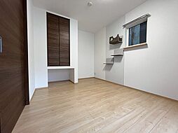 阪急宝塚本線 蛍池駅 徒歩6分の賃貸アパート 3階1LDKのリビング/ダイニング