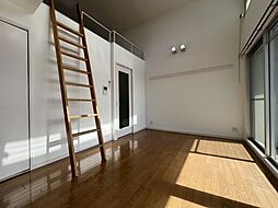 レイドール箕面 7階1Kのリビング/ダイニング