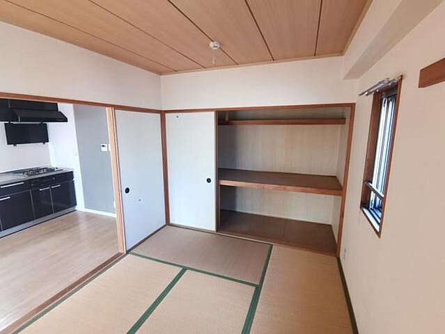 寝室