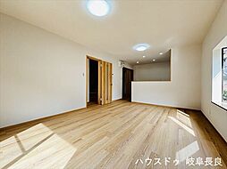 岐阜市岩井:リビング