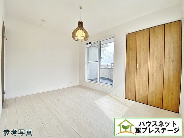 洋室を拡大表示