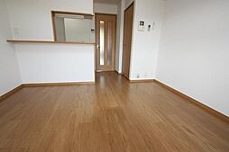 ヴィラ.ボートルージュＢ 2階1LDKのリビング/ダイニング