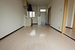 レジデンス英 1階1LDKのリビング/ダイニング