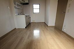 ビーライン西新涯 1階2DKのリビング/ダイニング