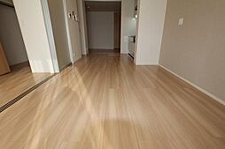 メゾン・ド・キャトルV 3階2LDKのリビング/ダイニング