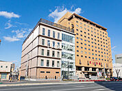 私立岡山医療専門職大学 327m