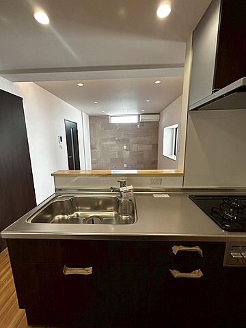 キッチン 東久留米市滝山5丁目1-3