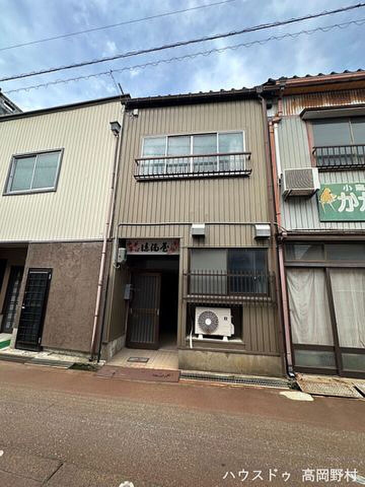 detached 富山県射水市中央町