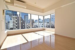 JR山手線 浜松町駅 徒歩3分の賃貸マンション 2階1LDKのリビング/ダイニング