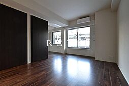 都営大江戸線 飯田橋駅 徒歩3分の賃貸マンション 11階2LDKのリビング/ダイニング