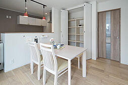 リビング/ダイニングの画像