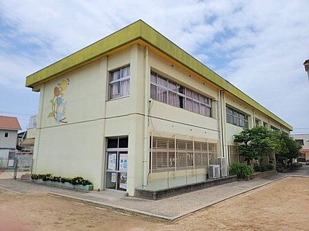 錦浦幼稚園 420m